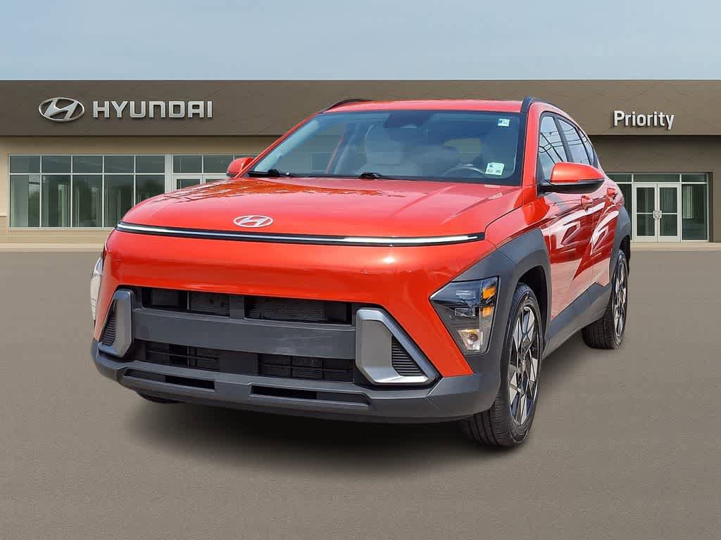 Used 2024 Hyundai Kona SEL FWD video 1