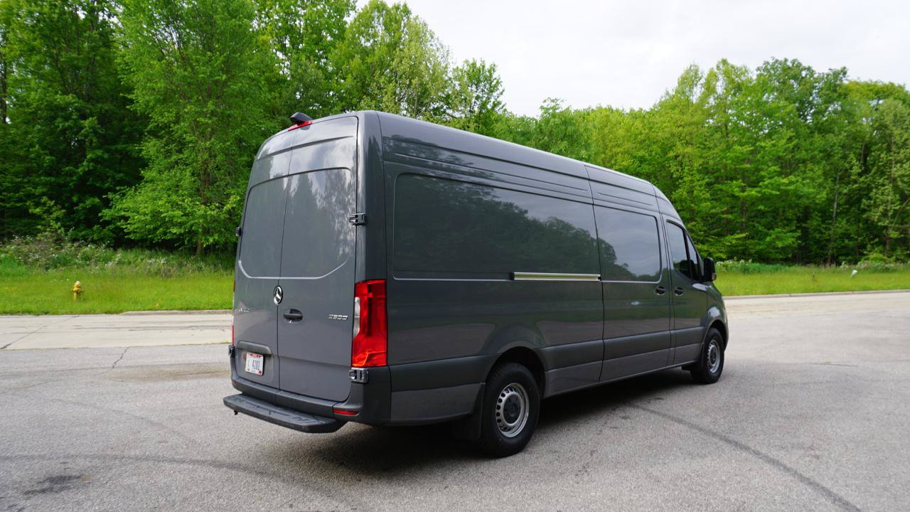 Used 2024 Mercedes-Benz Sprinter 2500 image 5