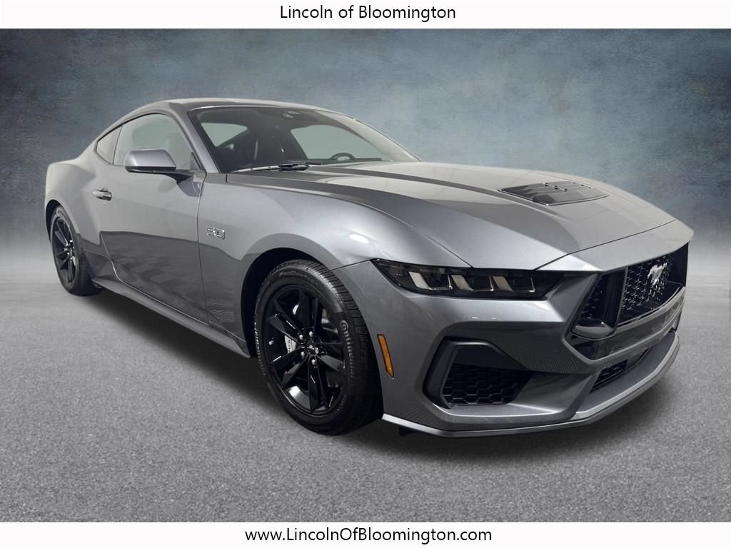 Used 2025 Ford Mustang GT RWD image 10