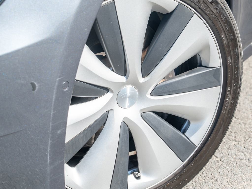 Used 2020 Tesla Model S Long Range AWD/4WD image 9