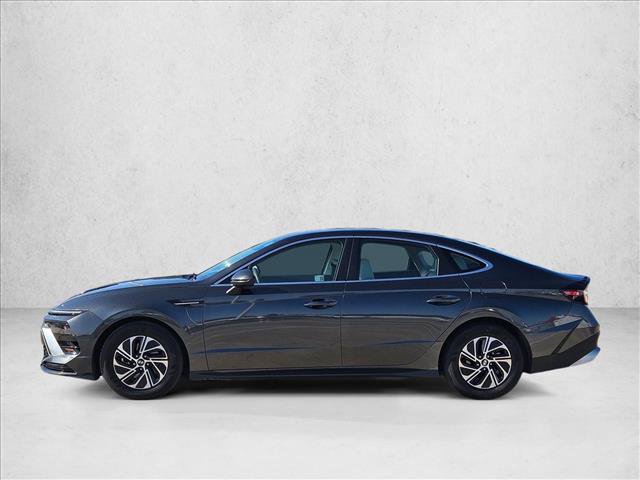 Used 2026 Hyundai Sonata Blue FWD image 9