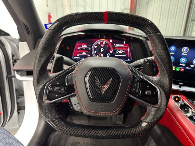 Used 2022 Chevrolet Corvette Stingray Premium Cpe w/ Z51 Performance Package RWD image 17