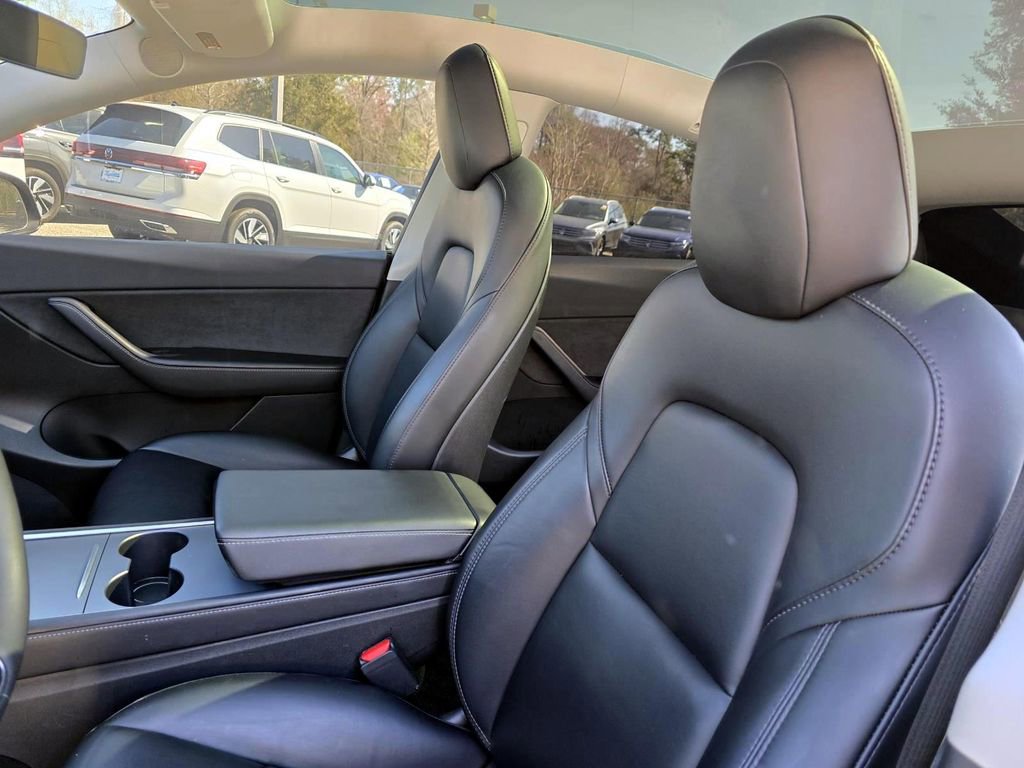 Used 2021 Tesla Model Y Performance image 18