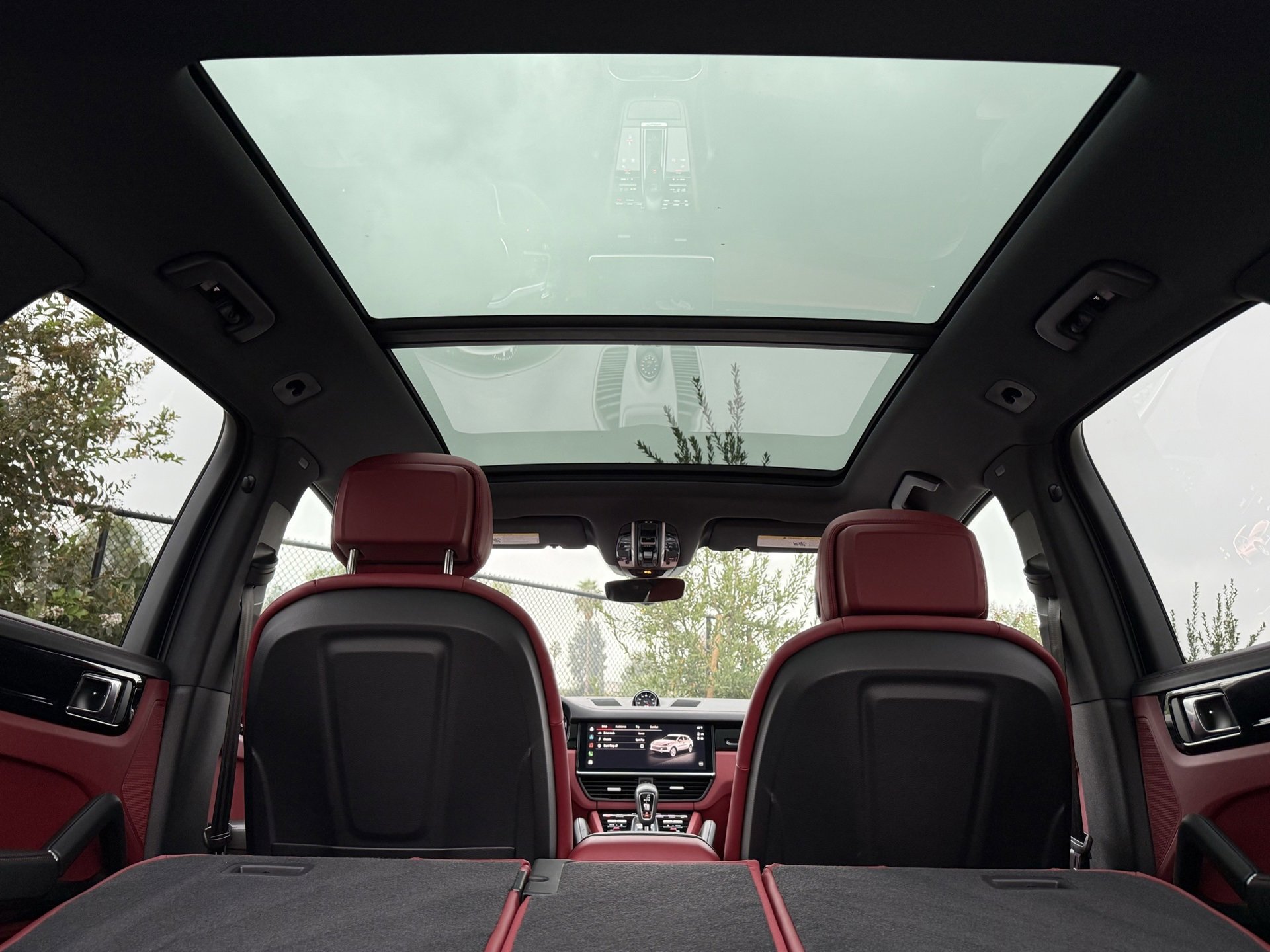 Used 2023 Porsche Cayenne image 36