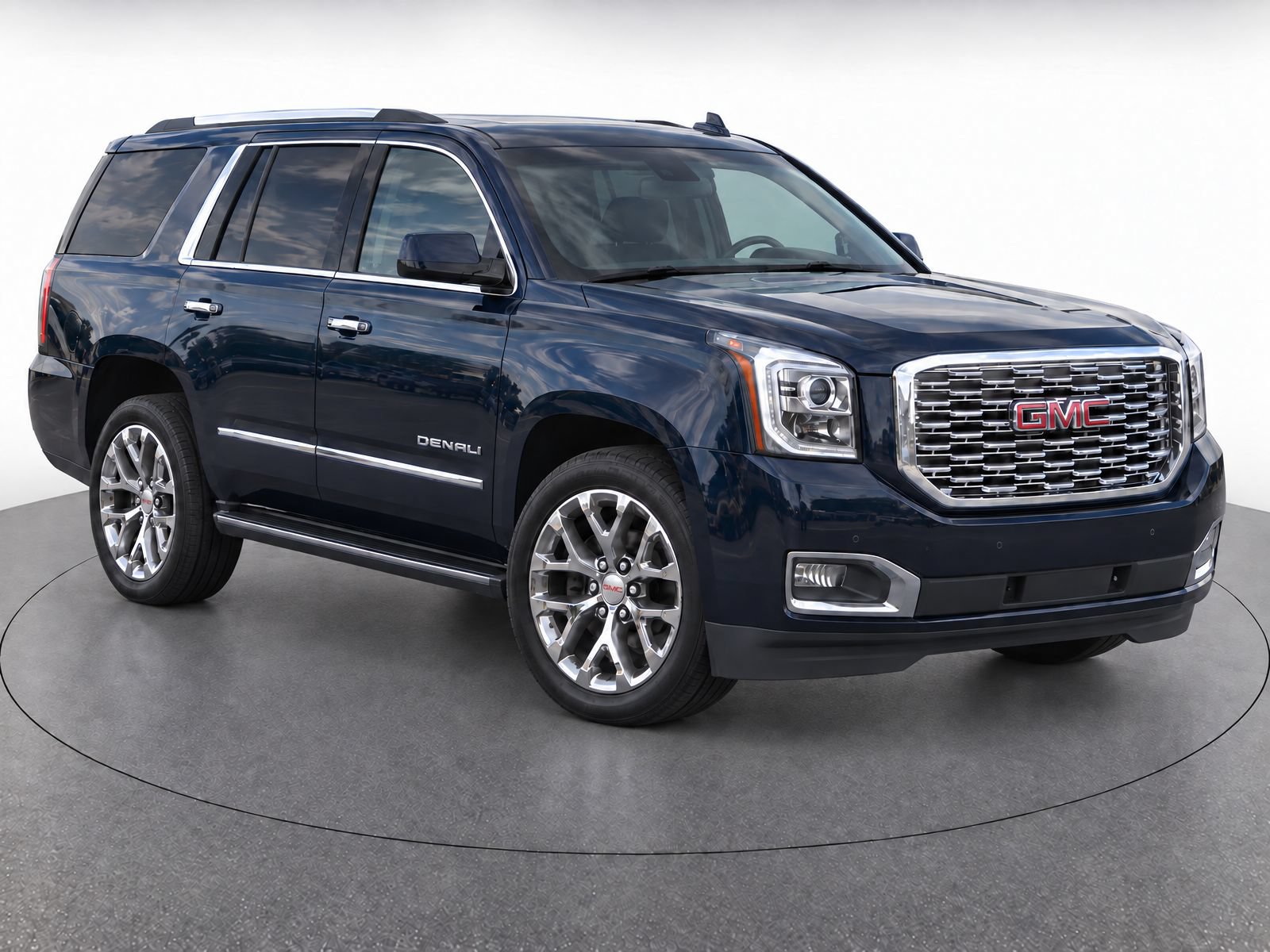 Used 2020 GMC Yukon Denali w/ Denali Ultimate Package RWD image 2