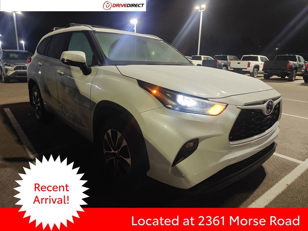 Used 2022 Toyota Highlander XLE