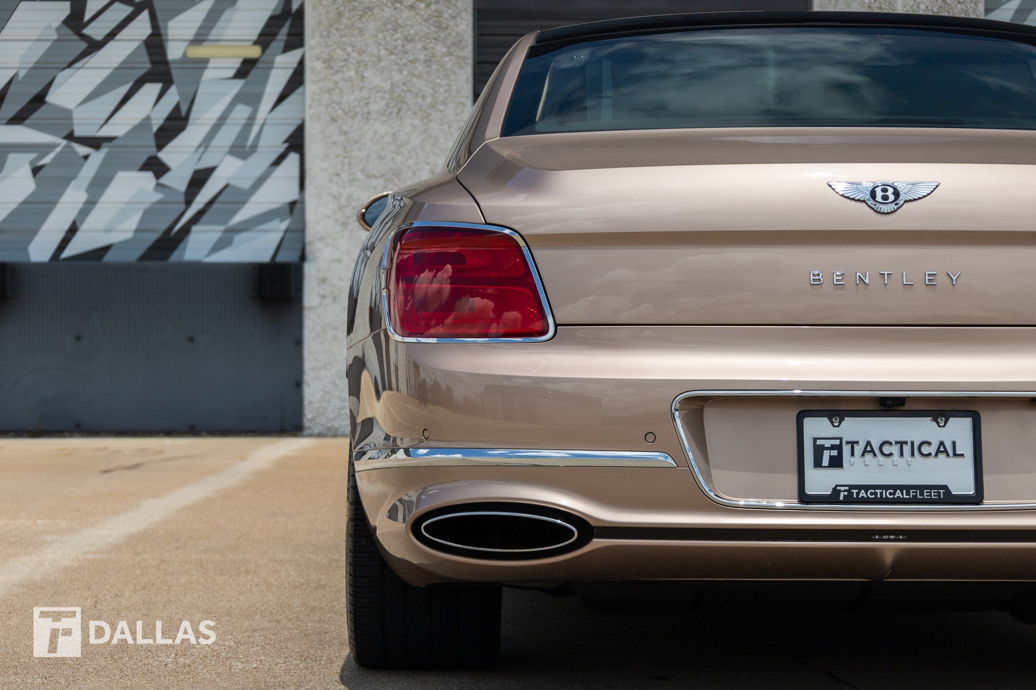 Used 2022 Bentley Flying Spur W12 AWD/4WD image 14