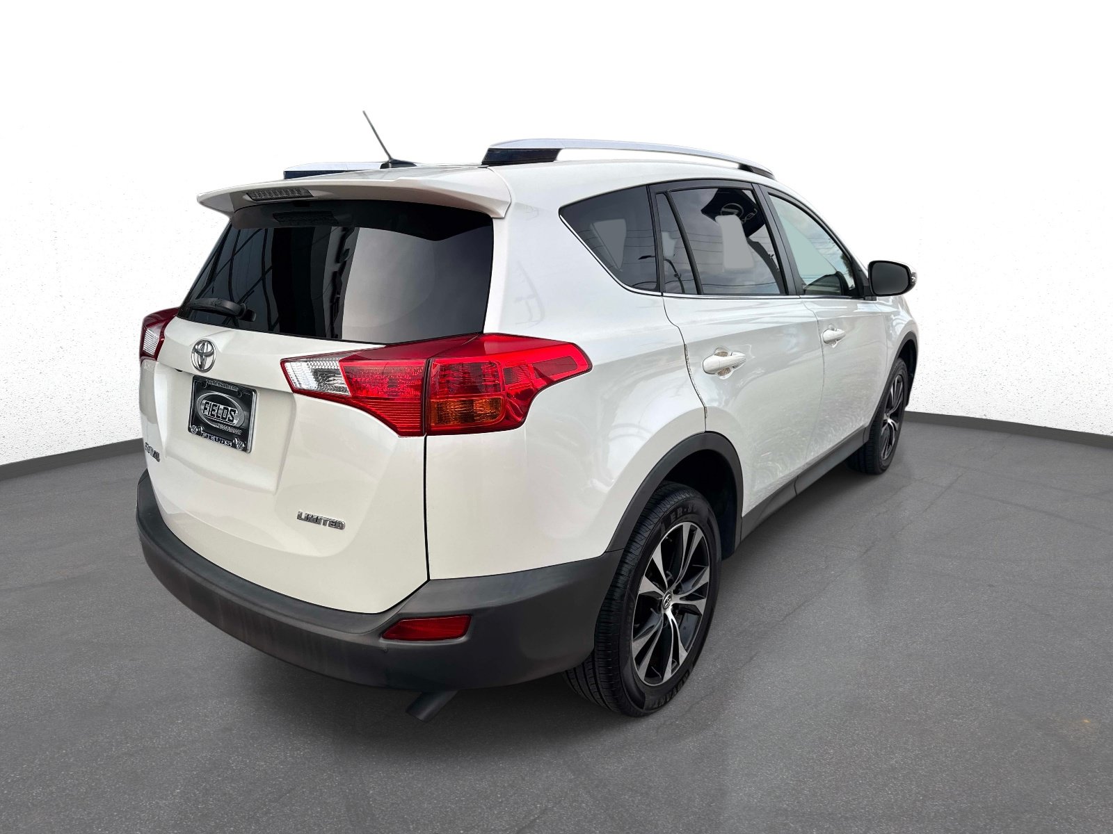Used 2015 Toyota RAV4 Limited FWD image 3