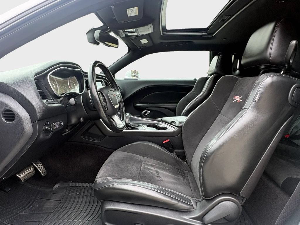 Used 2016 Dodge Challenger R/T Plus RWD image 8