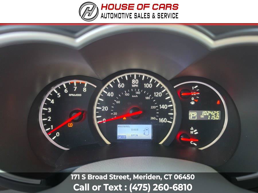 Used 2016 Nissan Quest SV w/ Leather Package FWD image 25