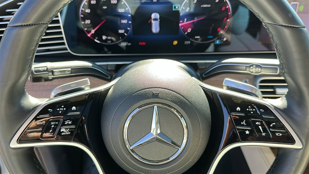 Used 2025 Mercedes-Benz GLS 450 4MATIC image 12