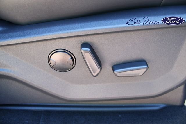 New 2025 Ford Expedition Max Platinum image 8