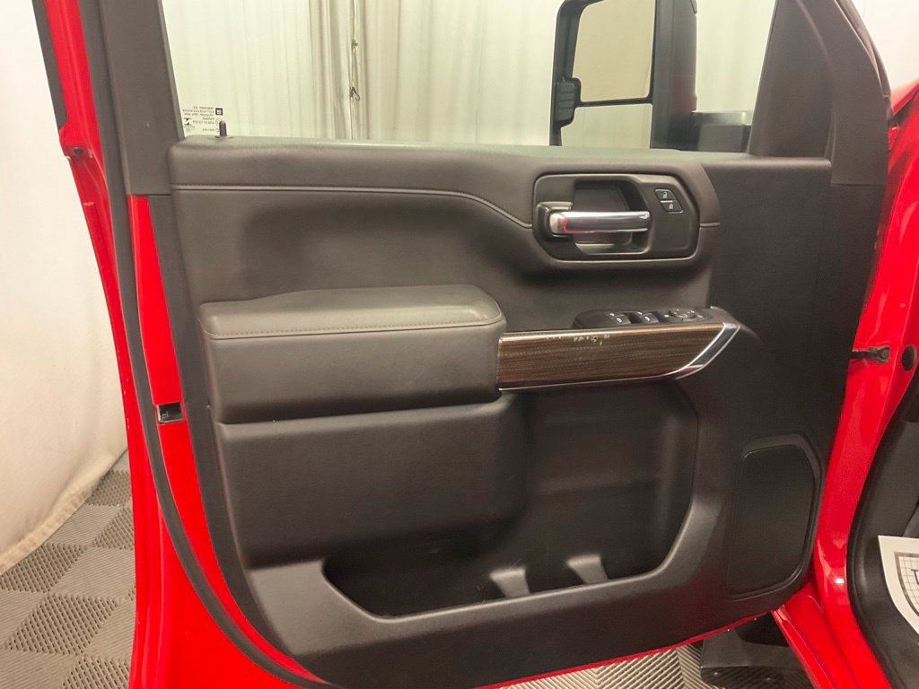 Used 2022 Chevrolet Silverado 3500 LT AWD/4WD image 14