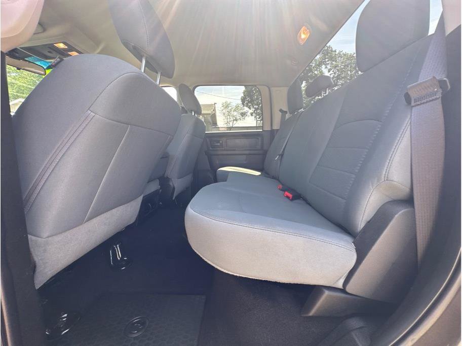 Used 2018 RAM 2500 Tradesman w/ Chrome Appearance Group AWD/4WD image 14