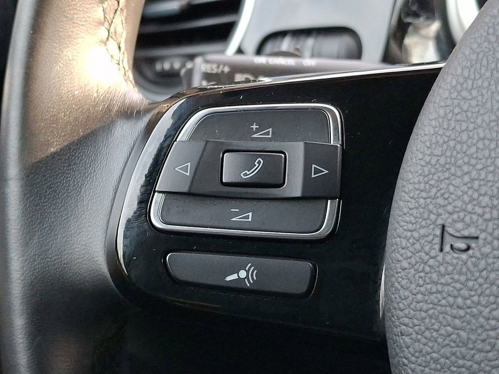 Used 2019 Volkswagen Beetle 2.0T S image 17