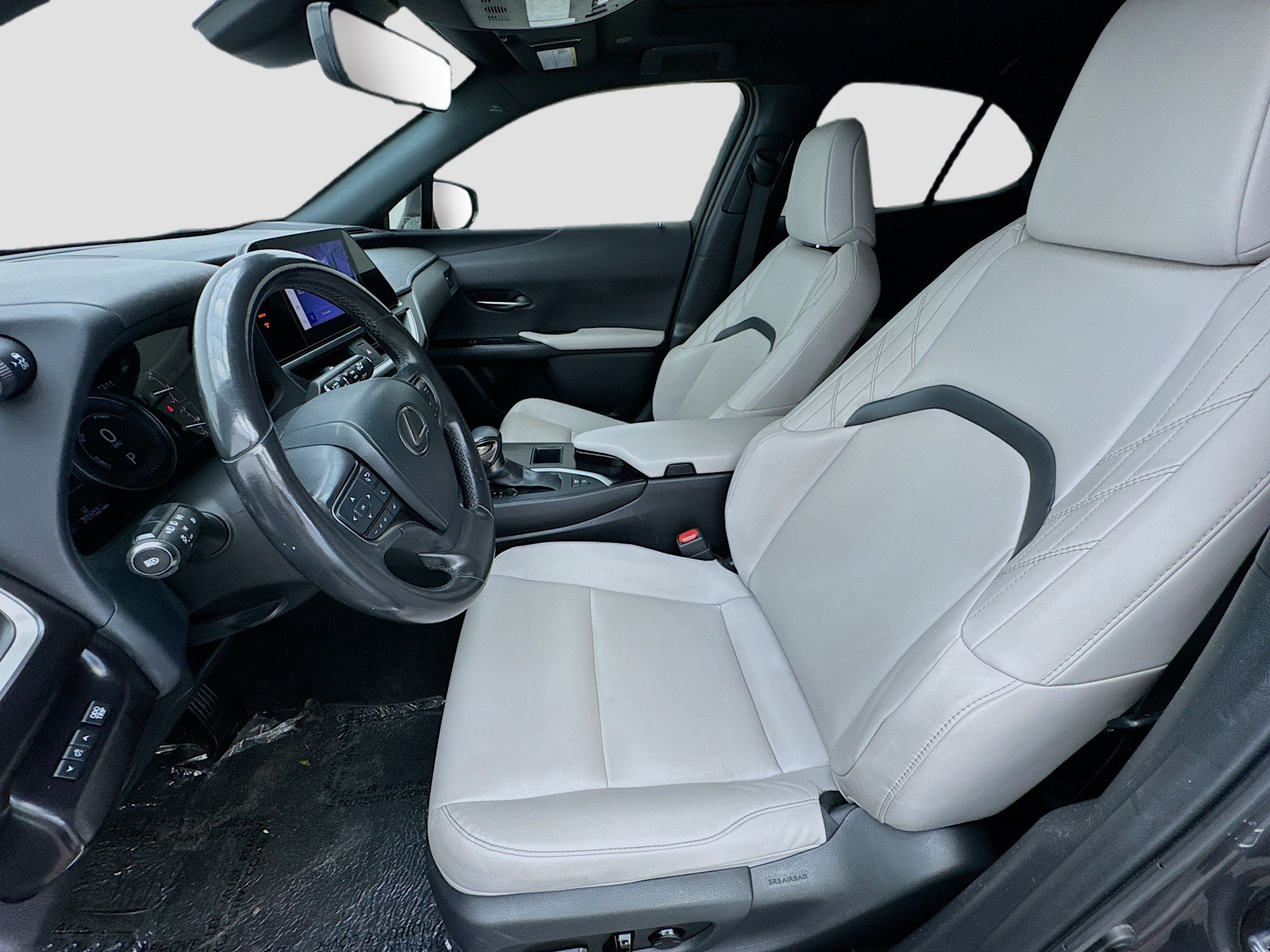Used 2023 Lexus UX 250h FWD w/ Accessory Package (Z1) image 13