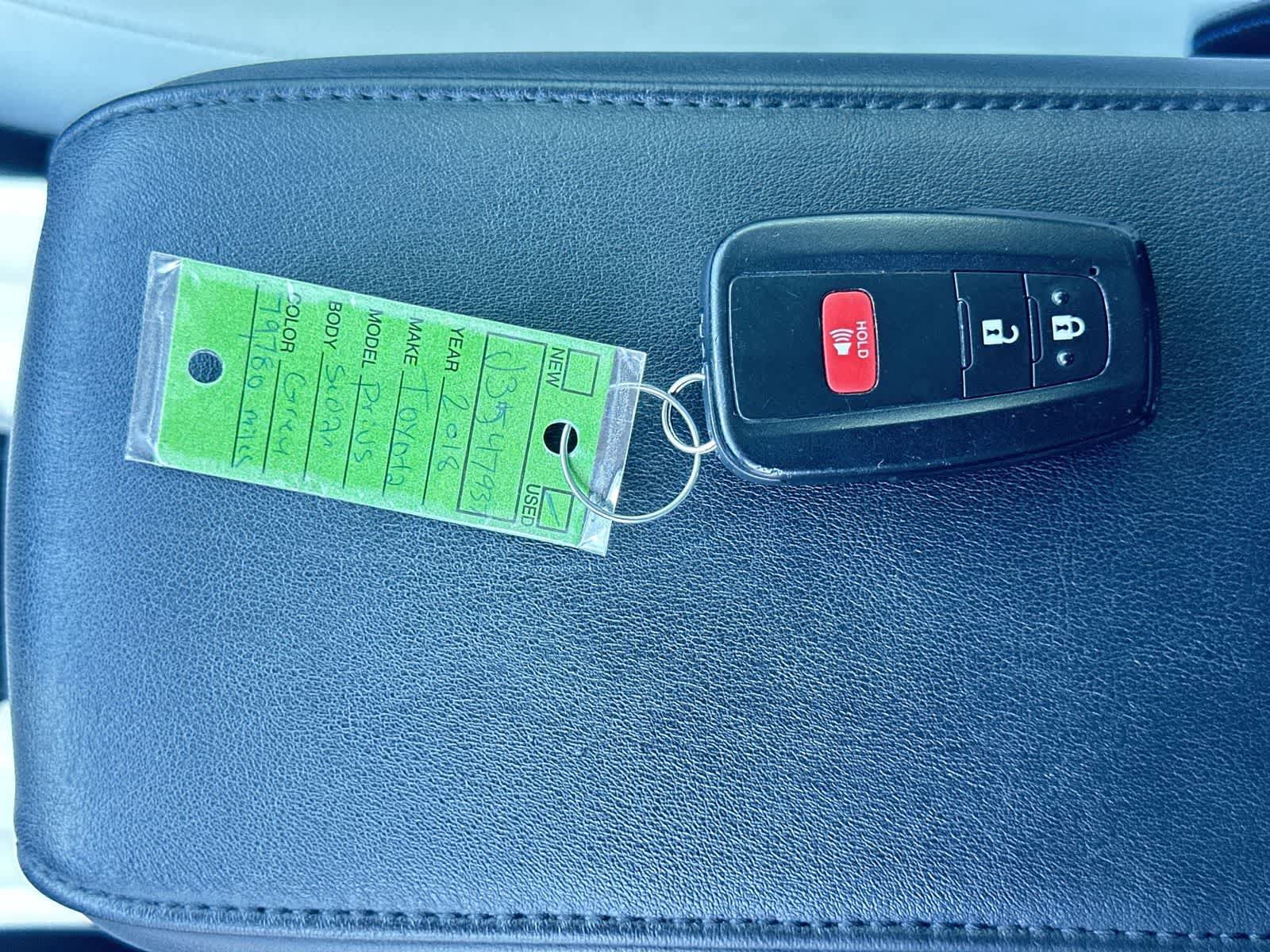 Used 2018 Toyota Prius Three Touring FWD image 25