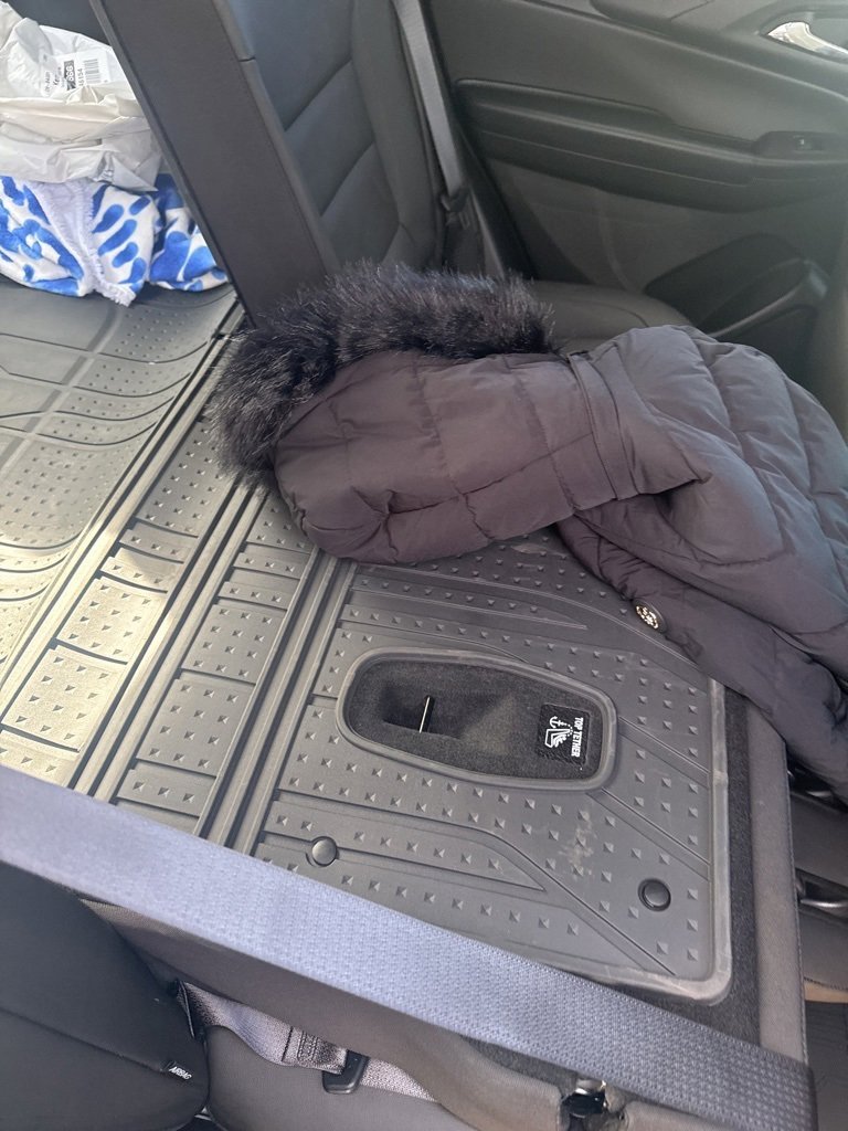 Used 2025 Chevrolet TrailBlazer ACTIV w/ Driver Confidence Package image 40