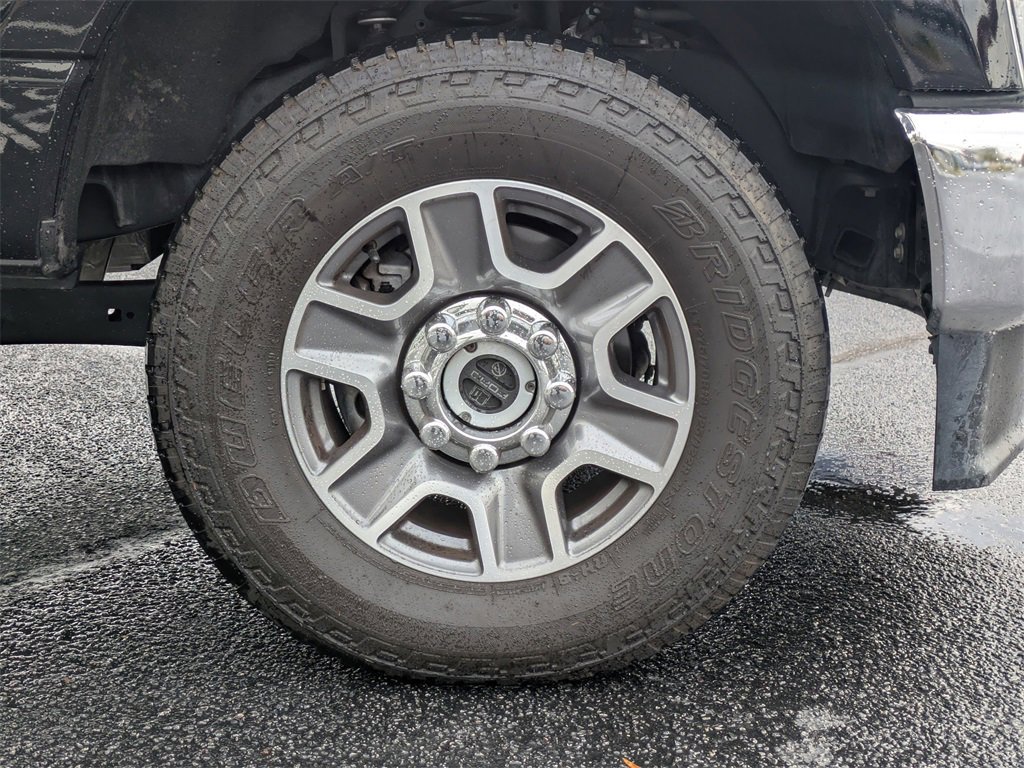 Used 2024 Ford F250 Lariat image 12