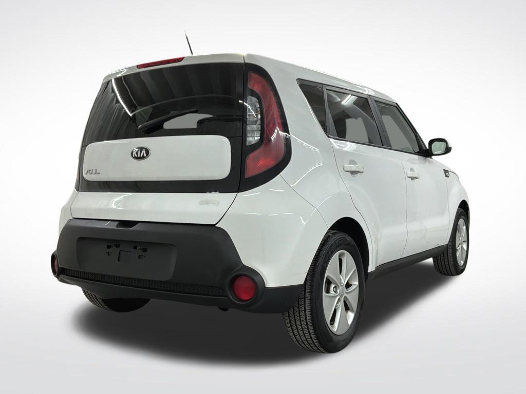 Used 2014 Kia Soul FWD image 3