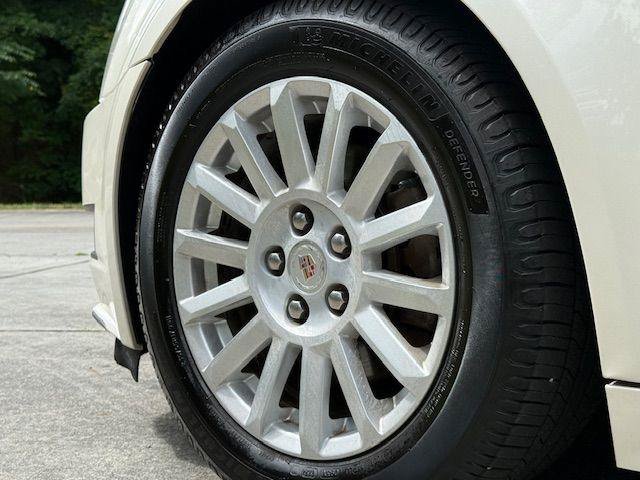Used 2012 Cadillac CTS Luxury RWD image 36