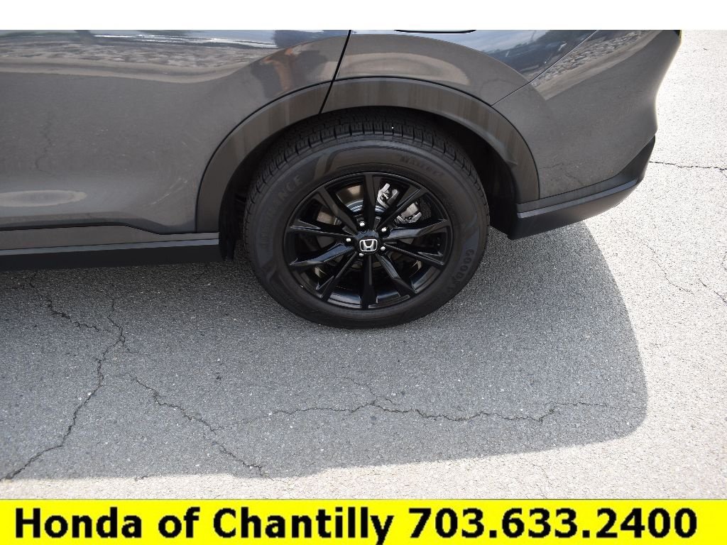 Certified 2025 Honda CR-V Sport-L image 33