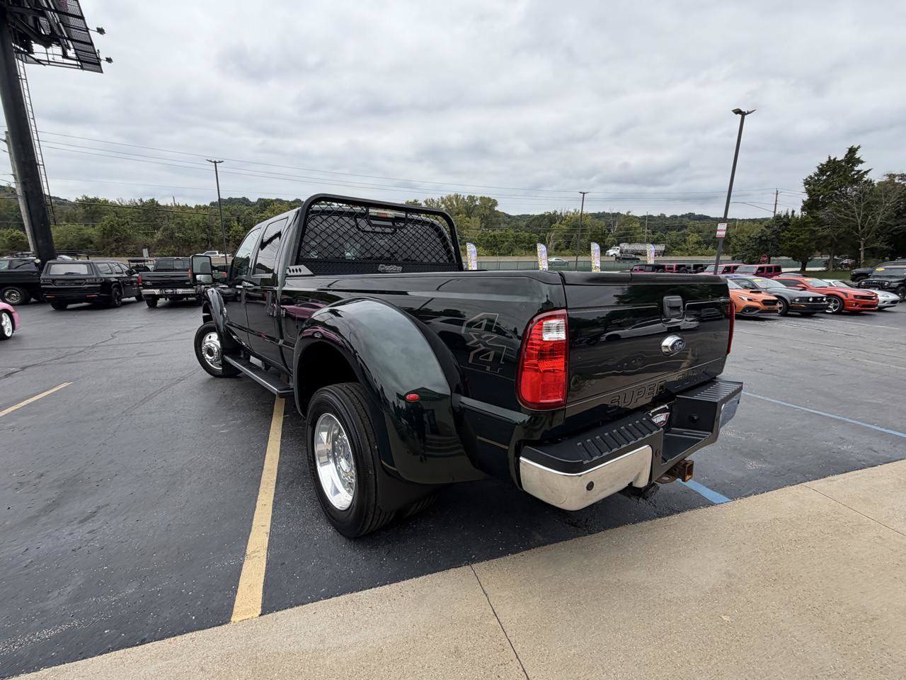 Used 2016 Ford F450 XLT w/ XLT Premium Package AWD/4WD image 5