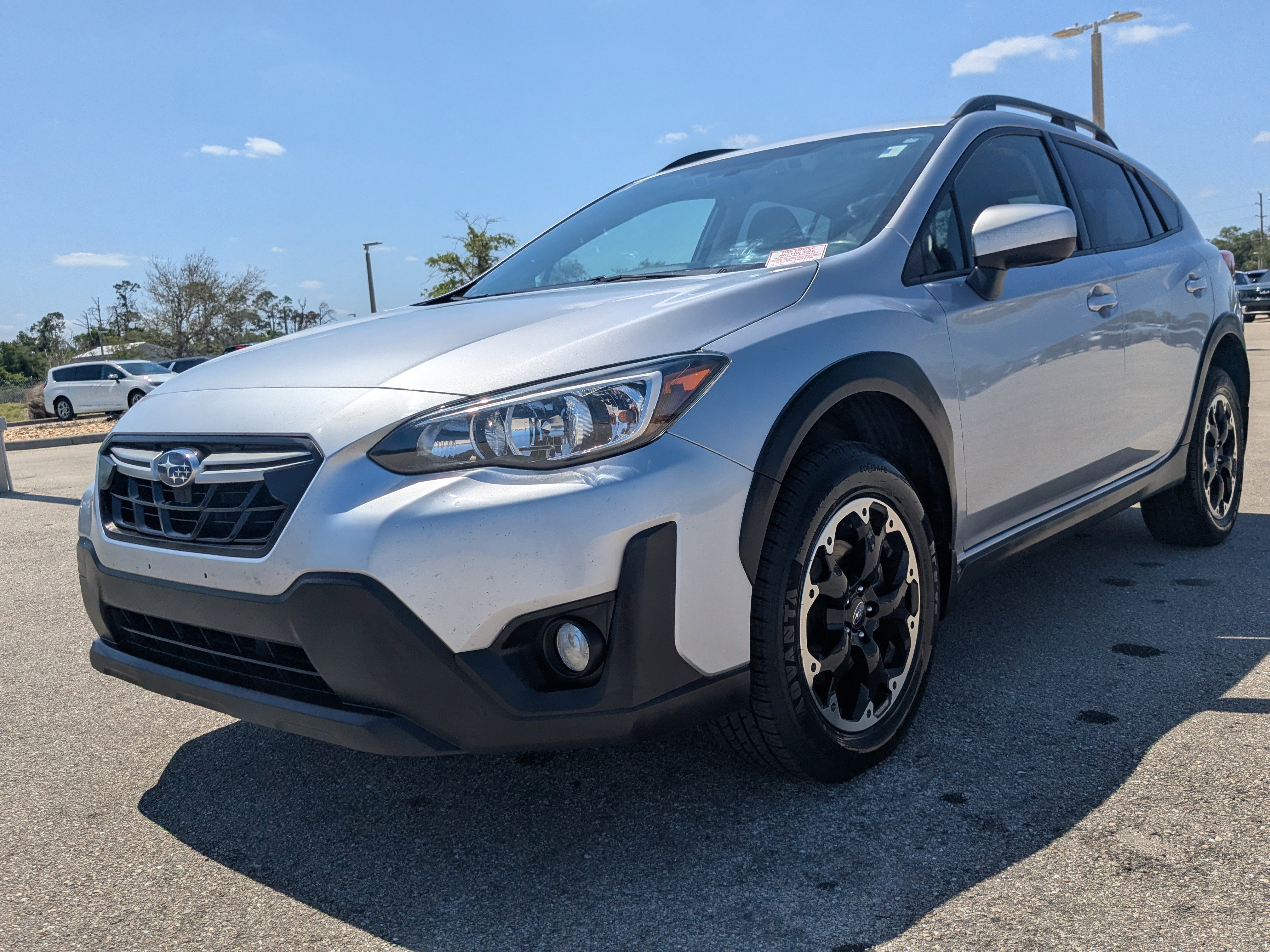 Used 2023 Subaru Crosstrek 2.0i Premium AWD/4WD image 9