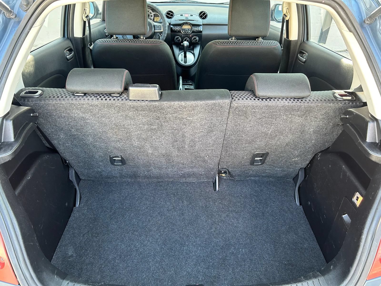 Used 2014 MAZDA MAZDA2 Touring FWD image 27