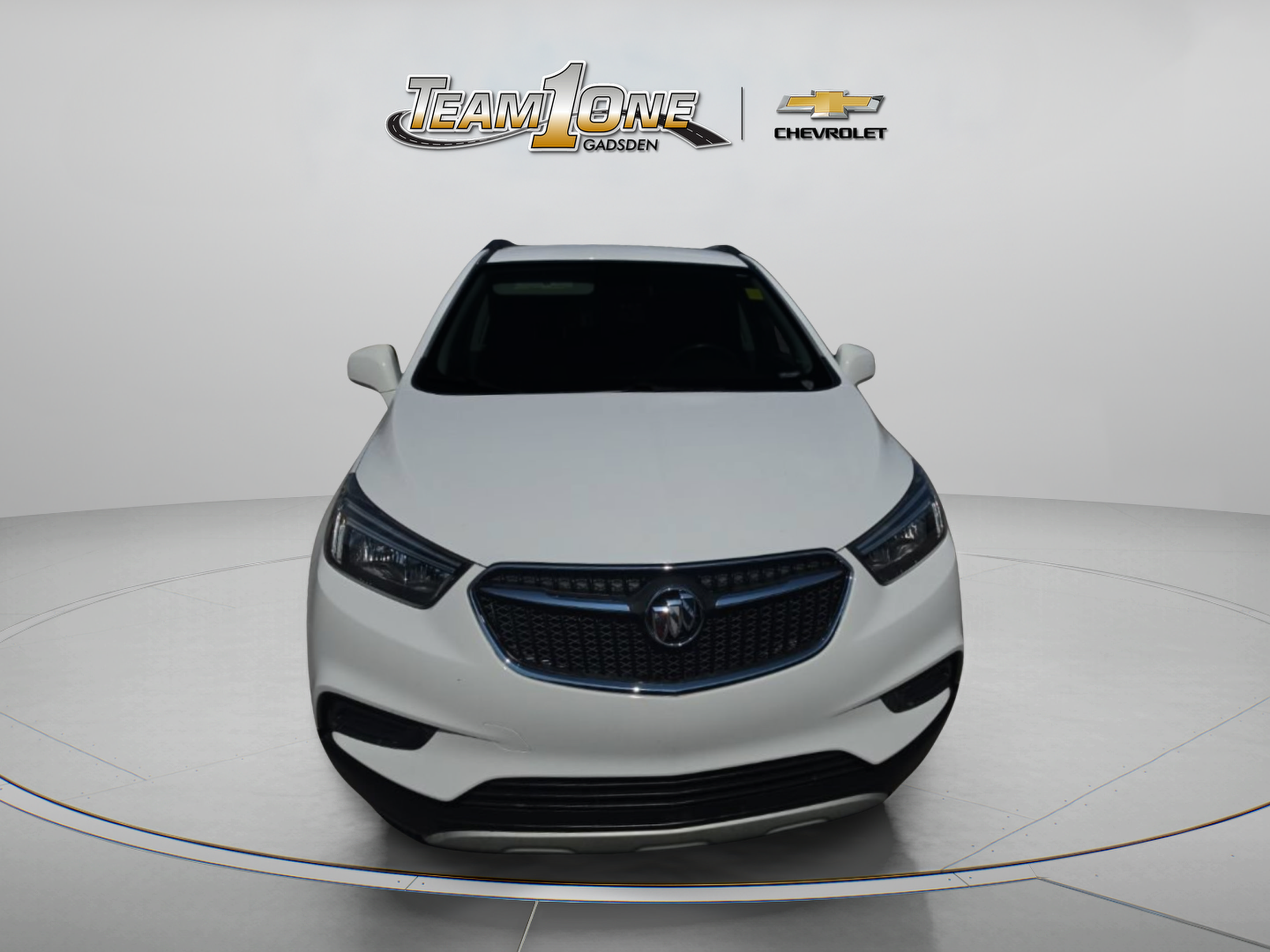 Used 2022 Buick Encore Preferred FWD image 2