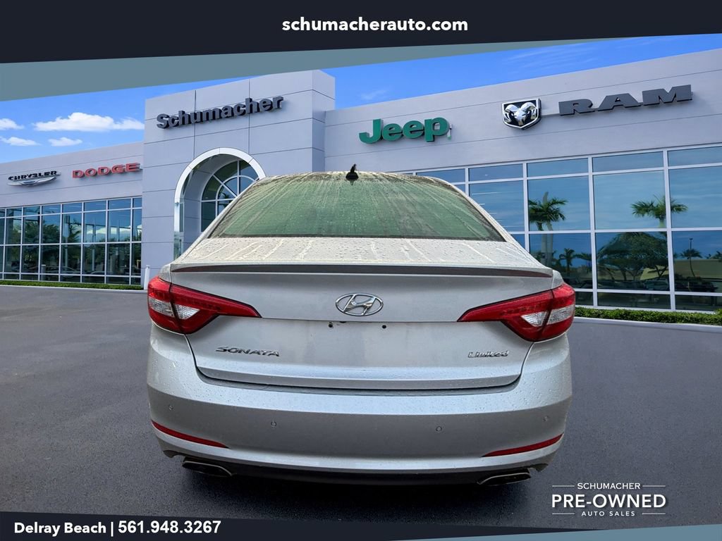 Used 2015 Hyundai Sonata Limited w/ Option Group 06 FWD image 6