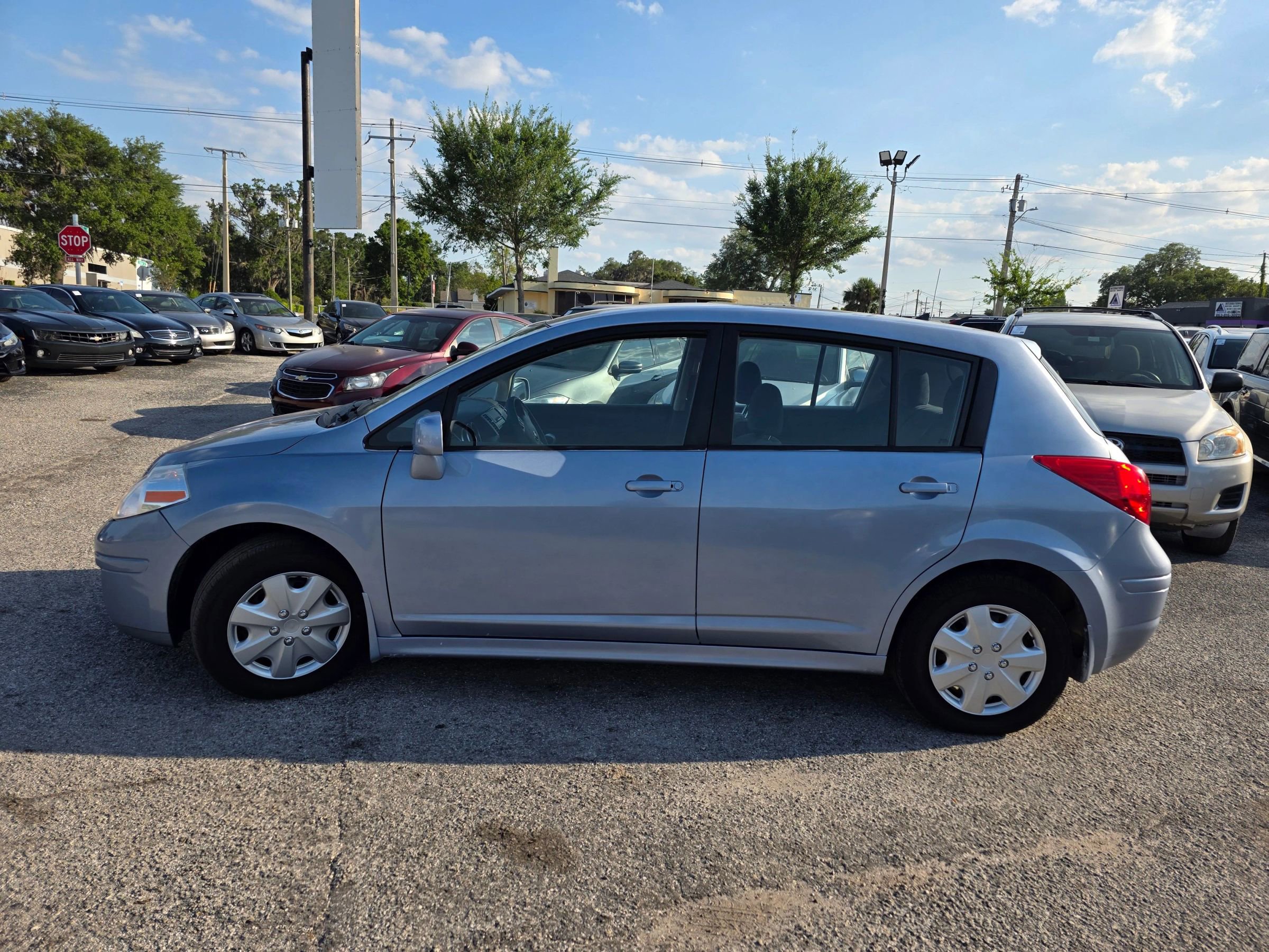 Used 2012 Nissan Versa 1.8 S w/ Plus Pkg image 4