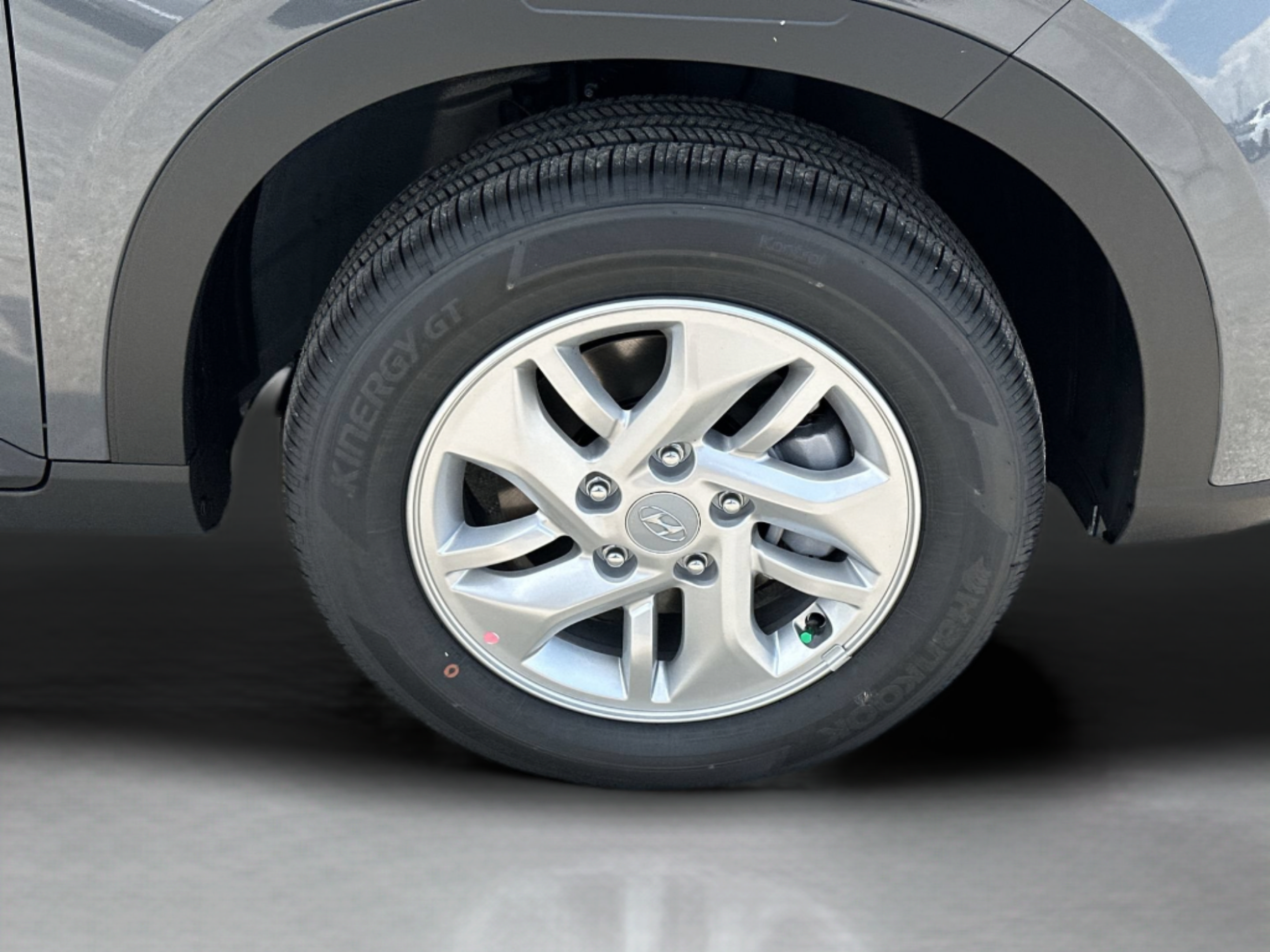 New 2026 Hyundai Venue SE FWD image 31