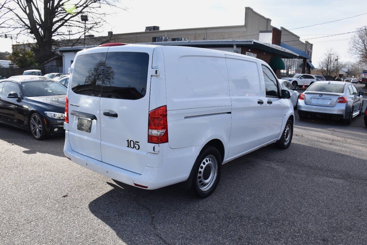 Used 2020 Mercedes-Benz Metris image 5