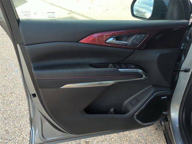 Certified 2024 Chevrolet Traverse RS w/ LPO, Floor Liner Package image 23