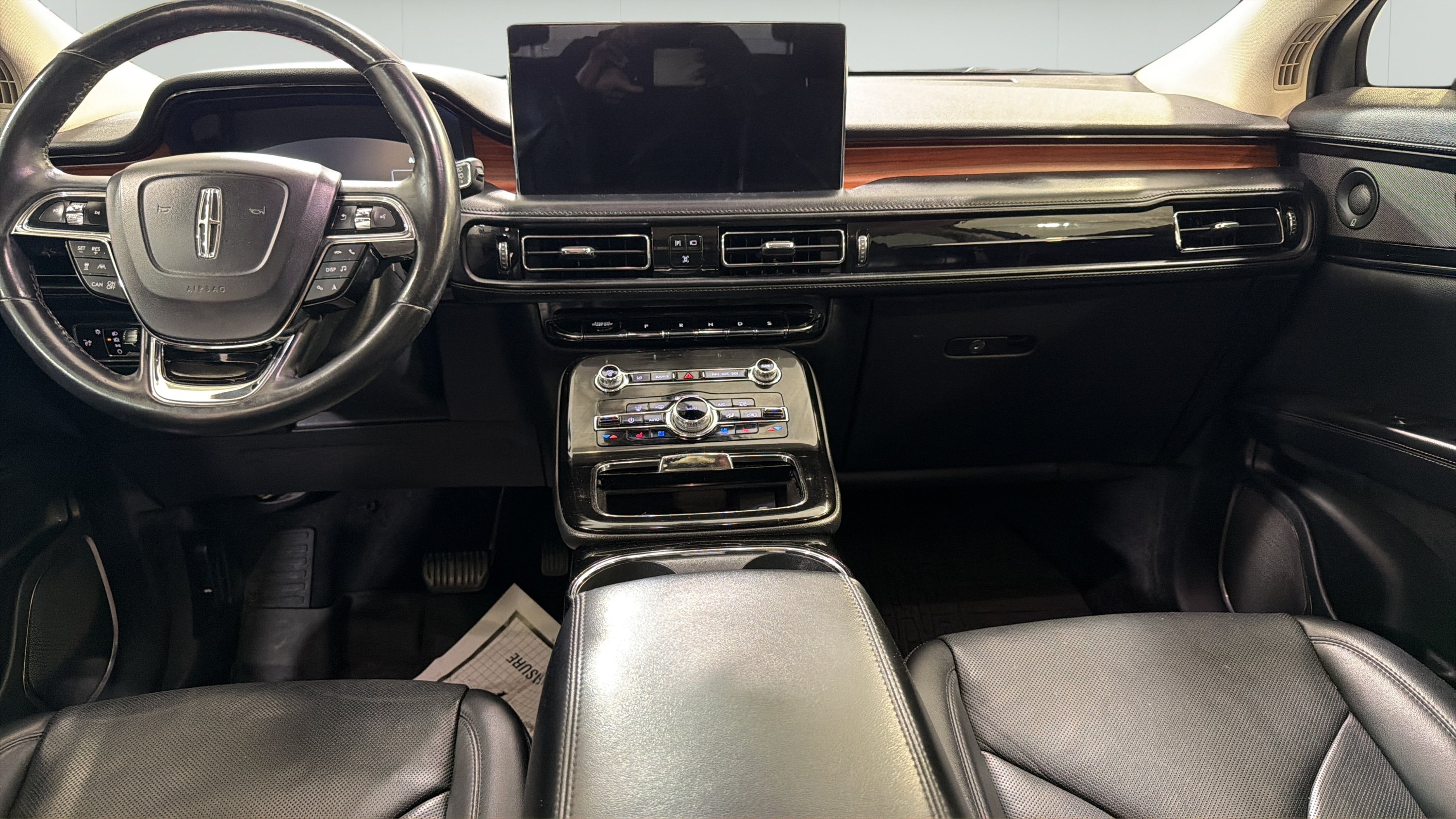 Used 2022 Lincoln Nautilus Reserve w/ Equipment Group 201A FWD image 22