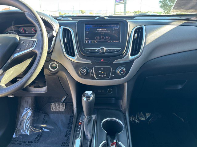 Used 2021 Chevrolet Equinox LS image 17