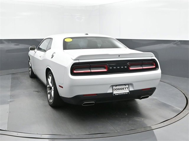 Used 2022 Dodge Challenger GT image 8