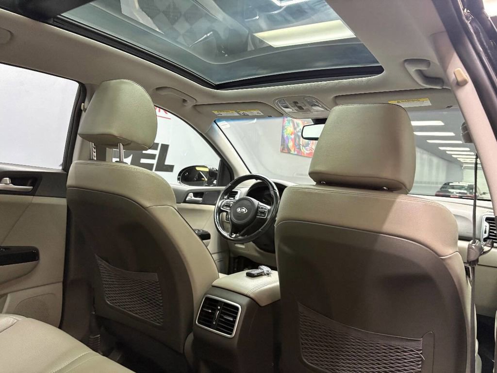 Used 2018 Kia Sportage EX w/ EX Technology Package image 53