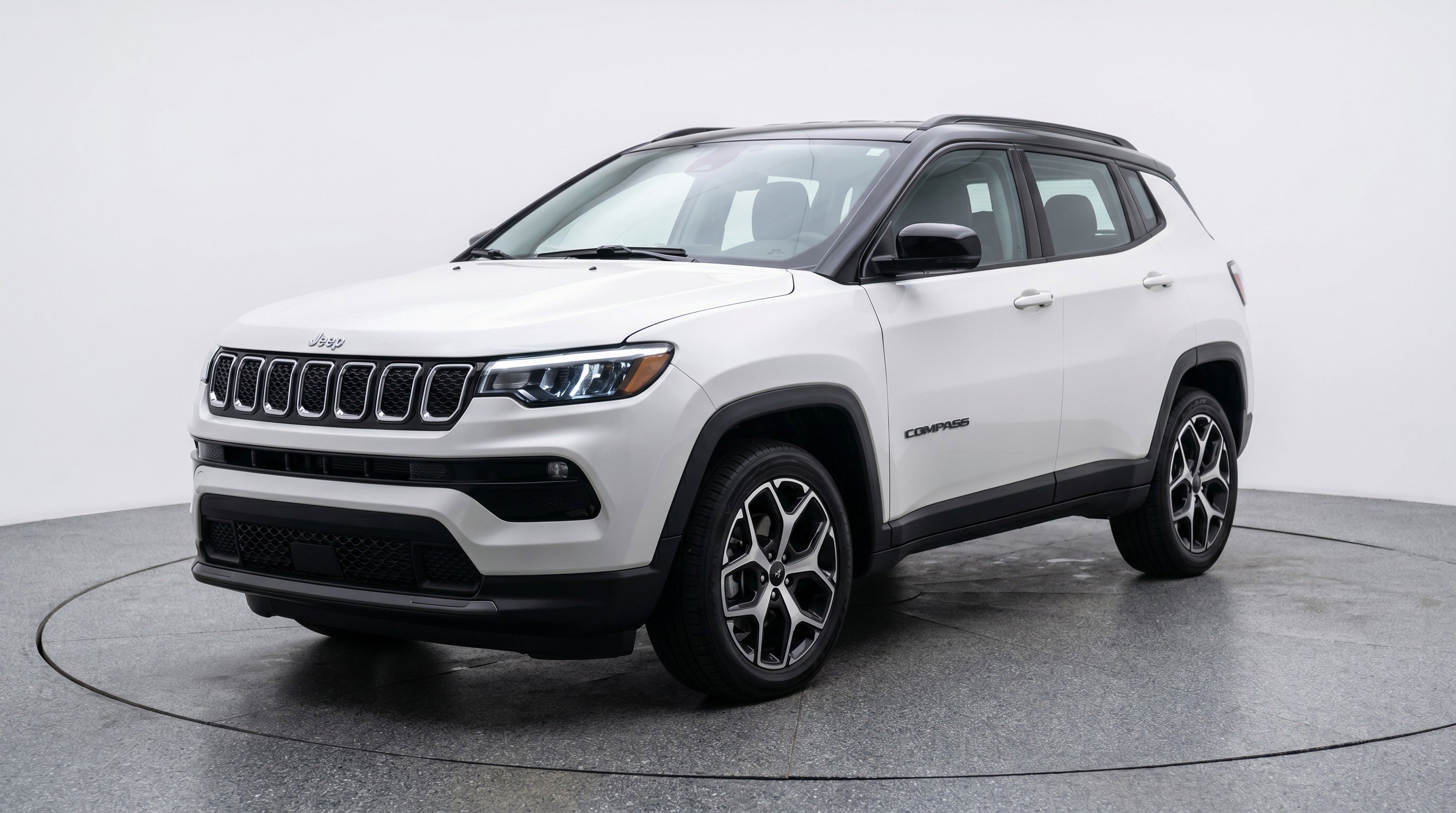 Used 2025 Jeep Compass Limited AWD/4WD image 3