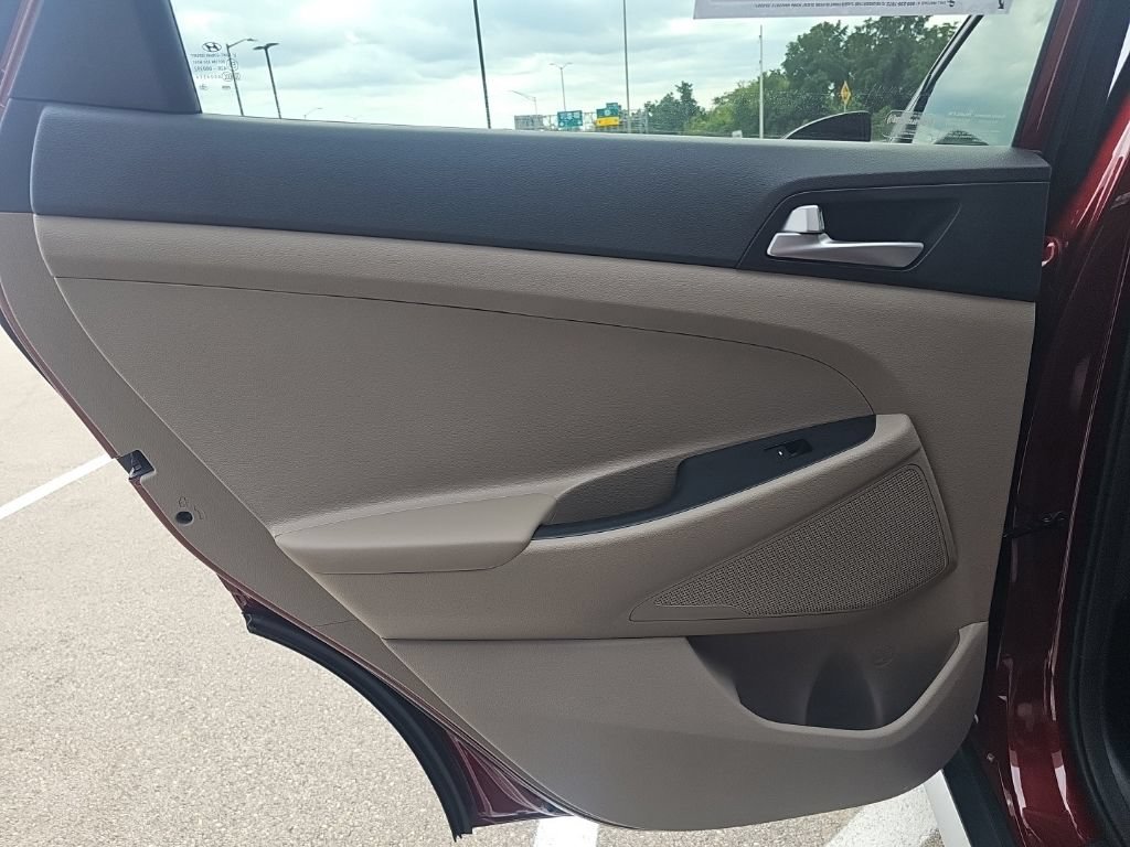 Used 2019 Hyundai Tucson Value w/ Cargo Package FWD image 27