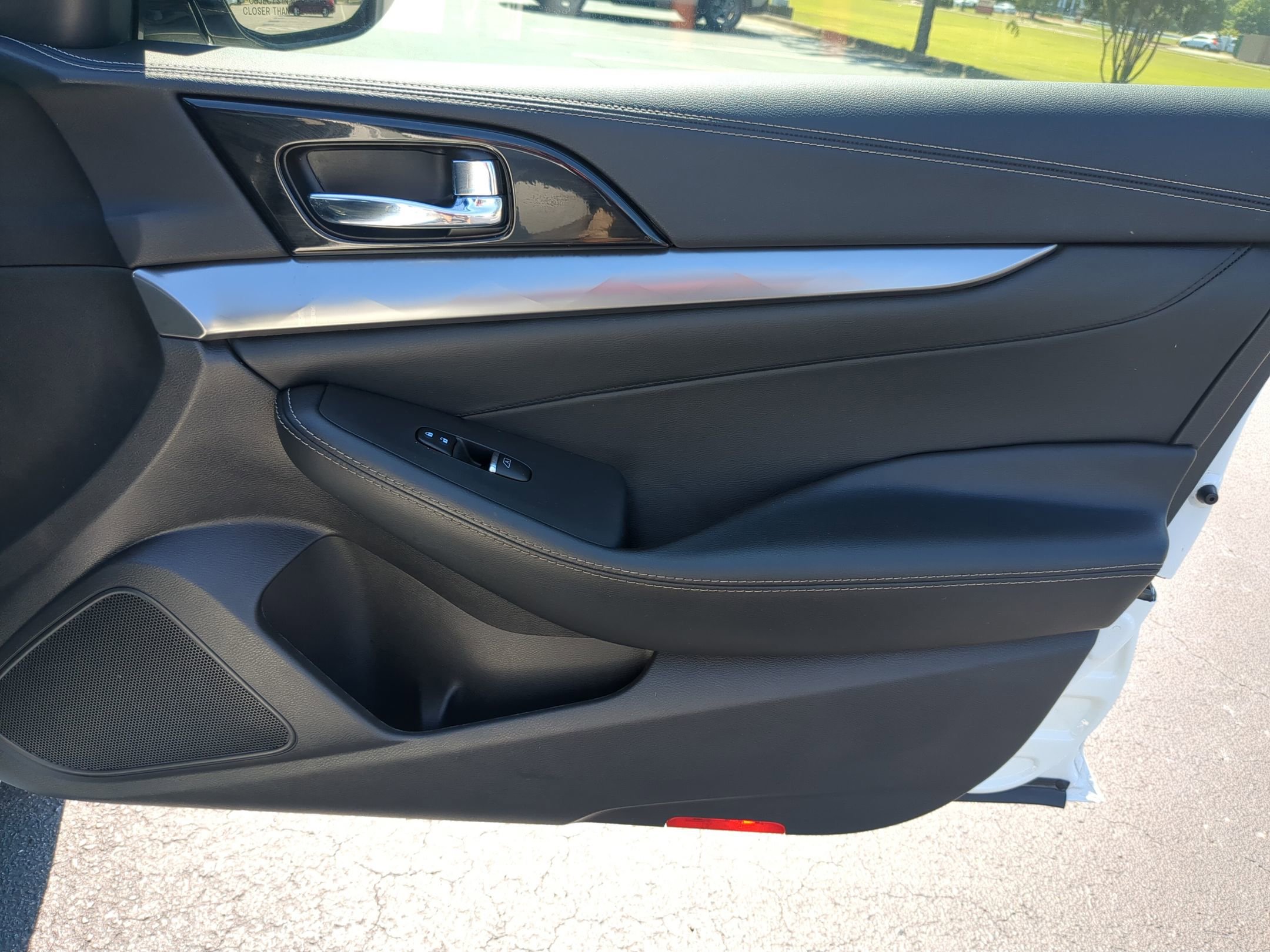 Used 2023 Nissan Maxima SV w/ Floor Mat Group FWD image 33