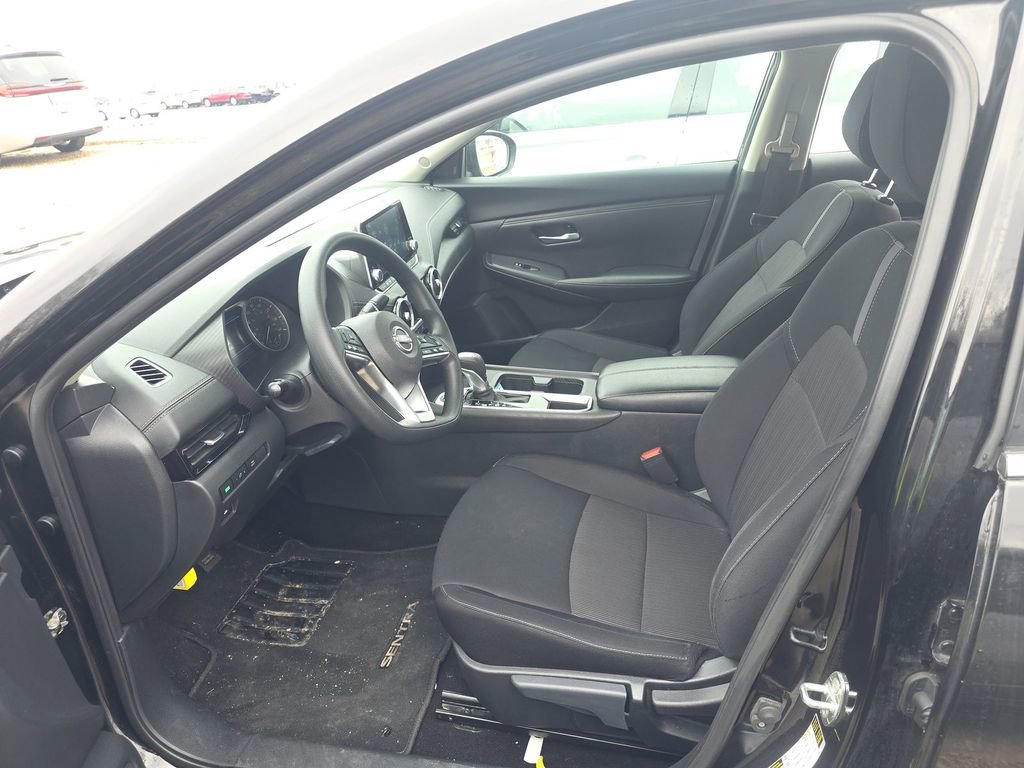 Used 2024 Nissan Sentra SV image 14