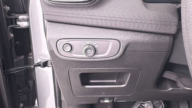 Used 2025 Chevrolet TrailBlazer LT image 31