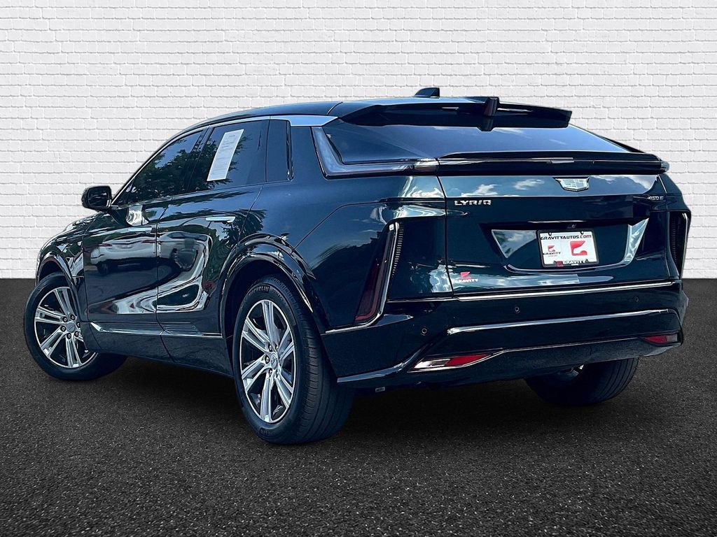 Used 2024 Cadillac Lyriq Tech RWD image 5