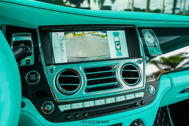 Used 2017 Rolls-Royce Wraith image 26