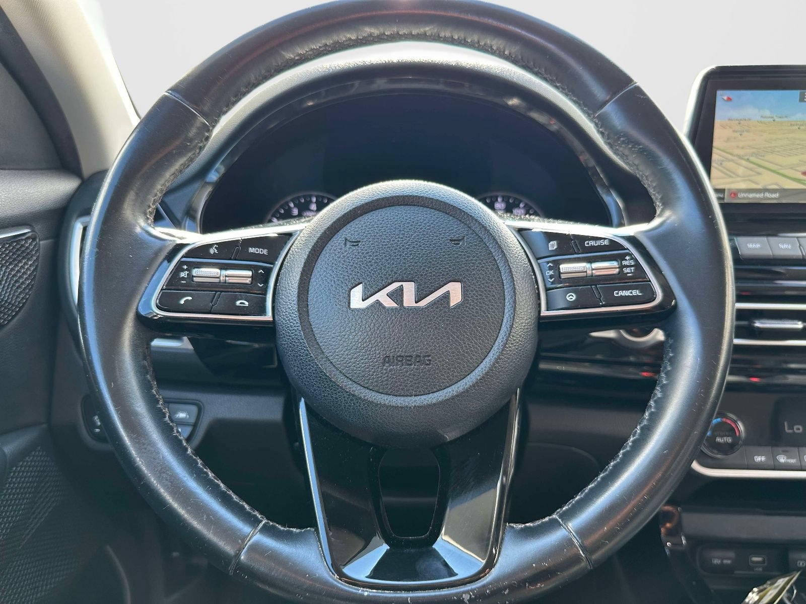 Used 2022 Kia Seltos EX AWD/4WD image 21
