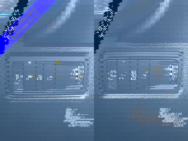 New 2026 Chevrolet Equinox EV LT image 29