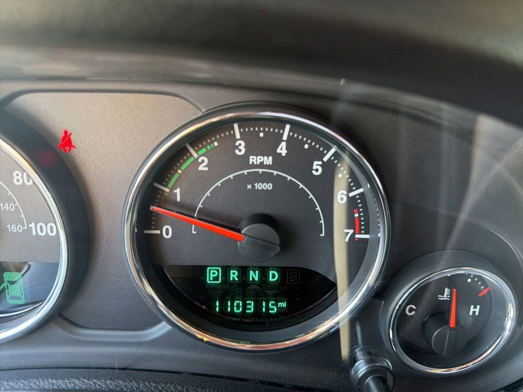 Used 2016 Jeep Wrangler Unlimited Rubicon w/ Connectivity Group image 44