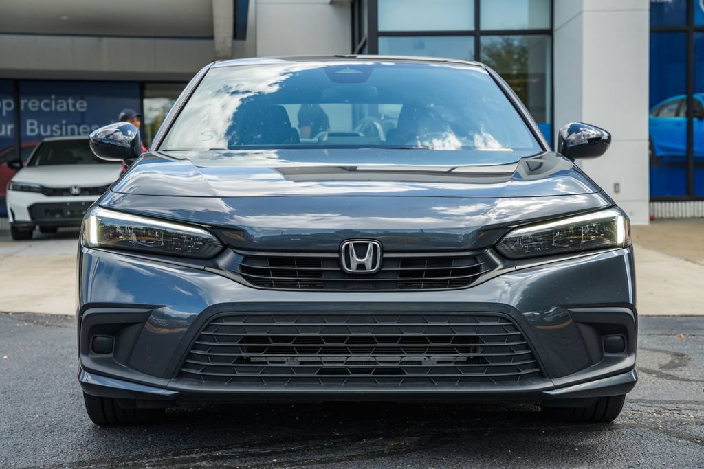 Used 2023 Honda Civic Sport image 2